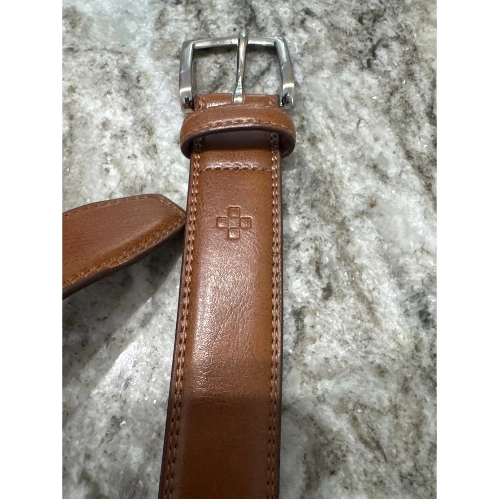 Vince Camuto classic piece